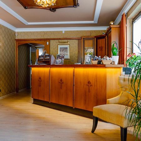 Hotel Unter Den Linden Rüdesheim am Rhein Eksteriør bilde