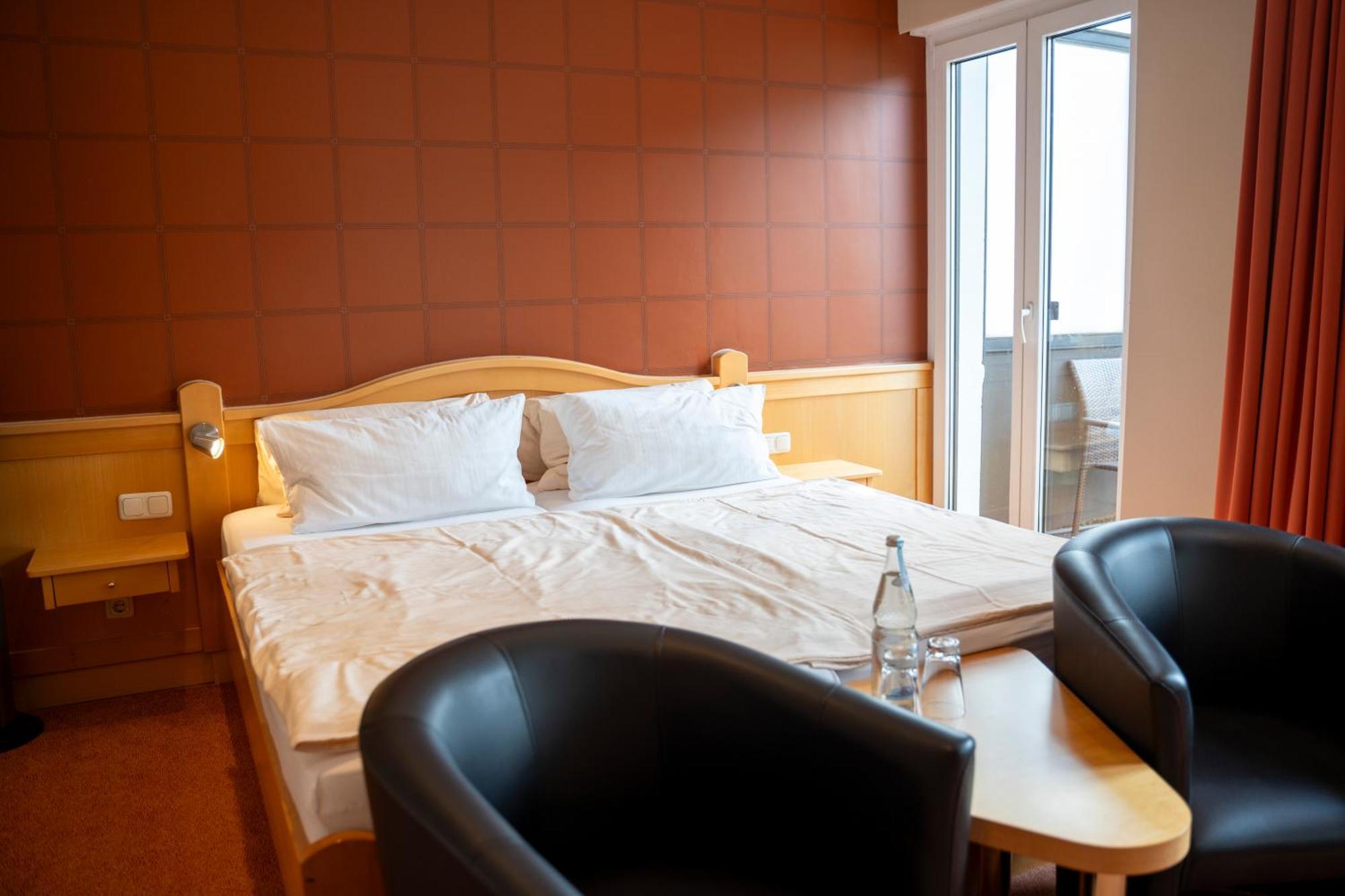 Hotel Unter Den Linden Rüdesheim am Rhein Eksteriør bilde