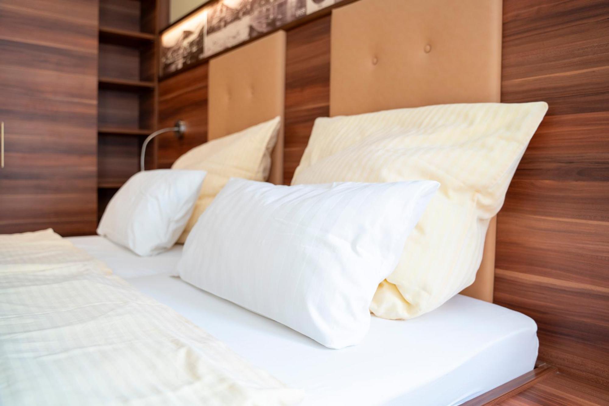 Hotel Unter Den Linden Rüdesheim am Rhein Eksteriør bilde